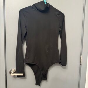 SHEIN Black Long-Sleeve Turtleneck Bodysuit
